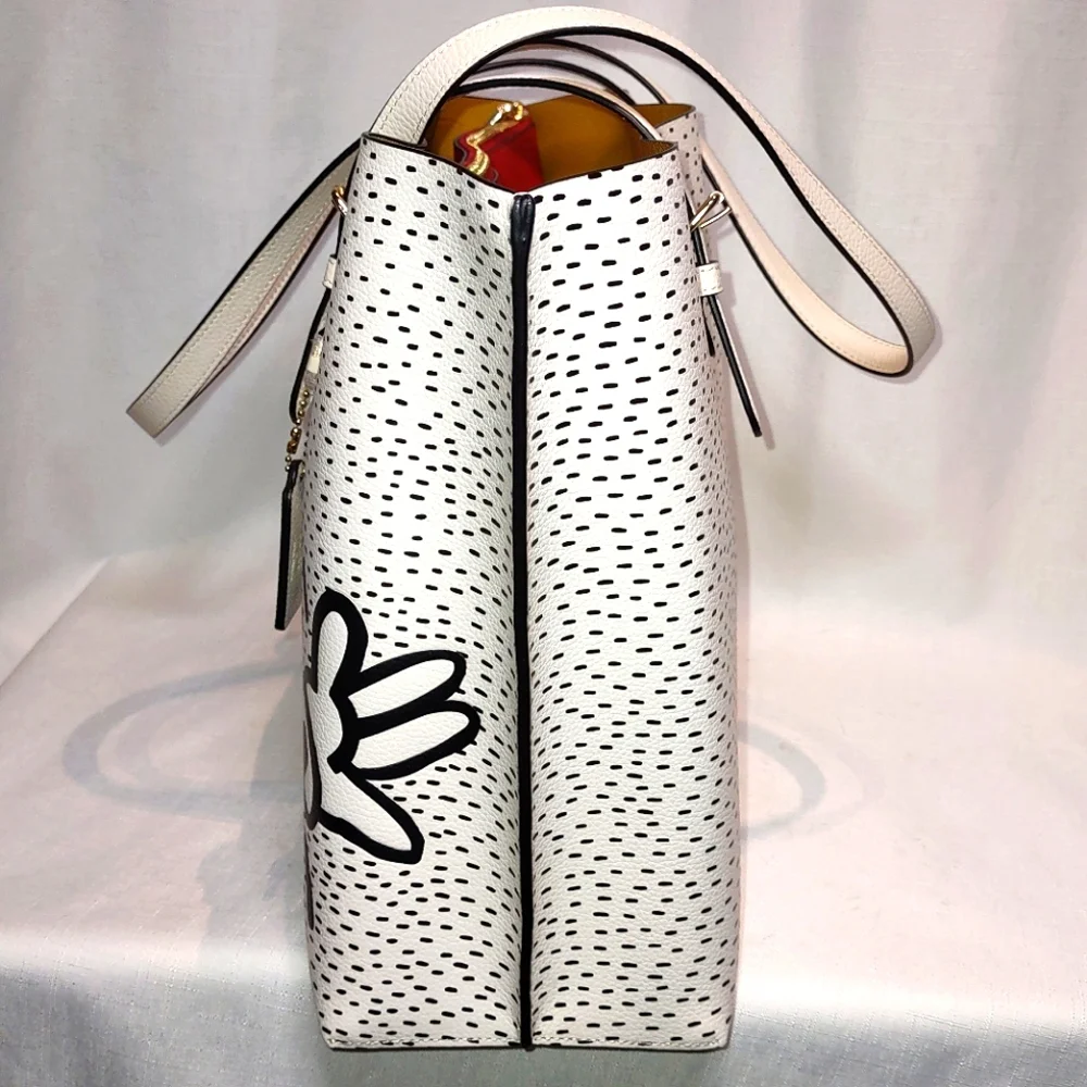 COACH Disney Mickey Mouse X Keith Harington  Mollie Tote - Picture 7 of 9